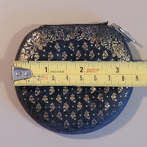 Vintage Navy Blue Leather Compact - Picture 8 of 9